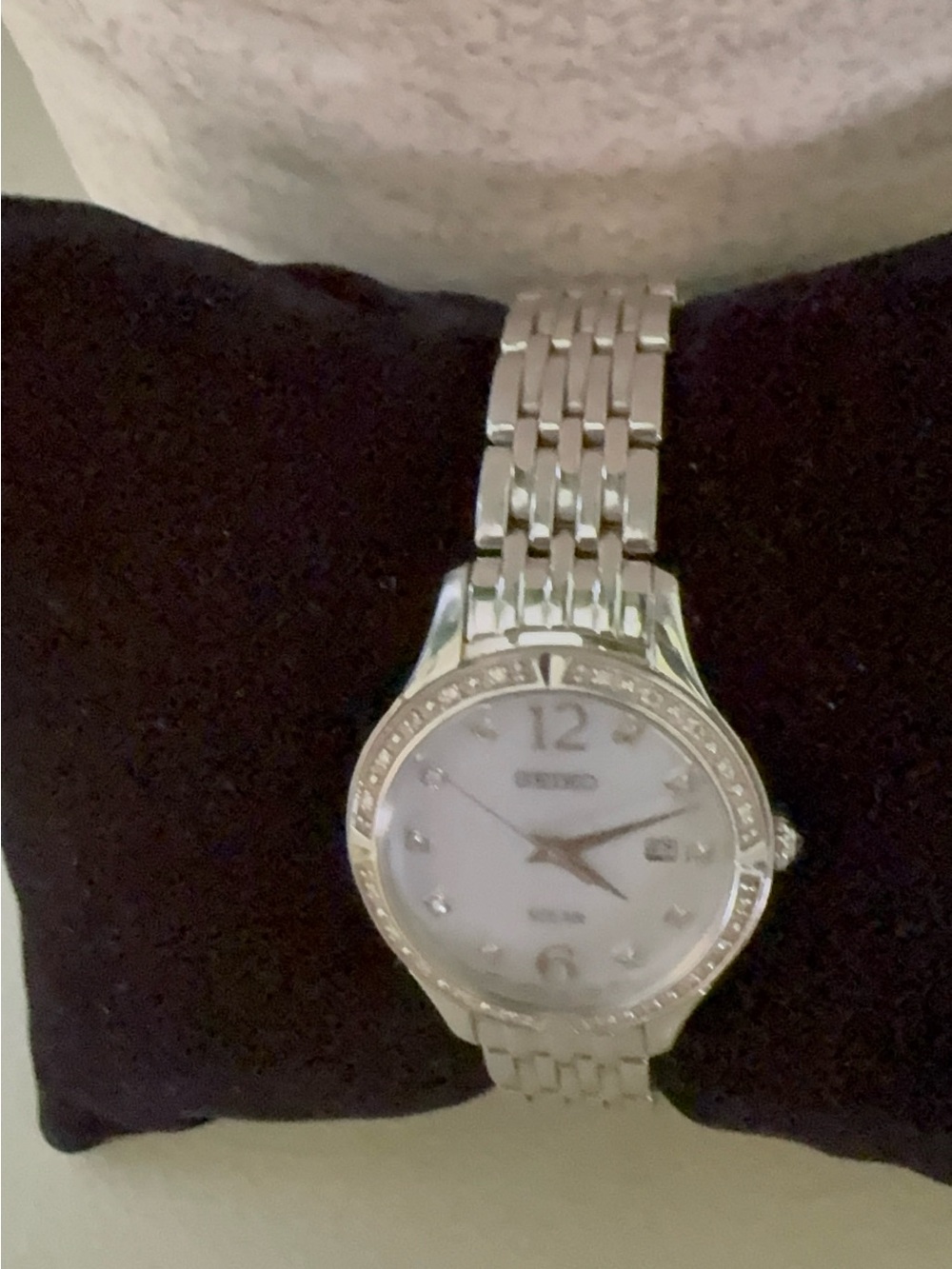 Seiko Silver and White Ladies Bracelet Watch with Crystal Accents